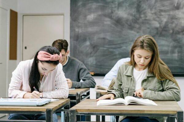 Jak napisać rozprawkę na egzaminie ósmoklasisty?